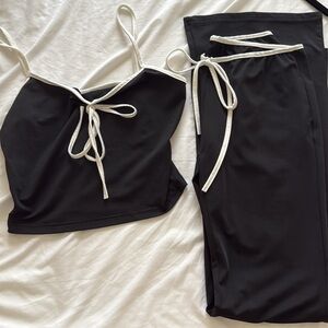 Two pc outfit black white bows from Tenshoppe